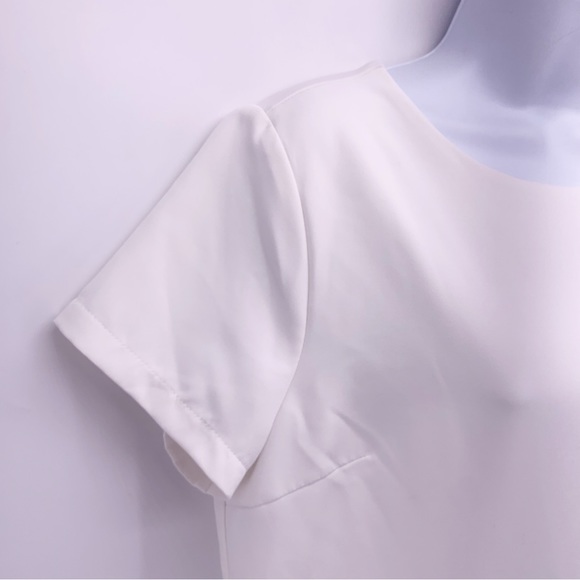 NEW Lulu’s White Short Sleeve Mini Dress Size Small - Picture 4 of 10